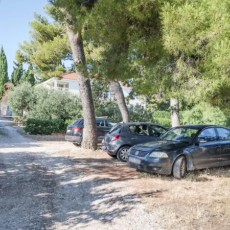 Beachfront With Balcony And Parking Split